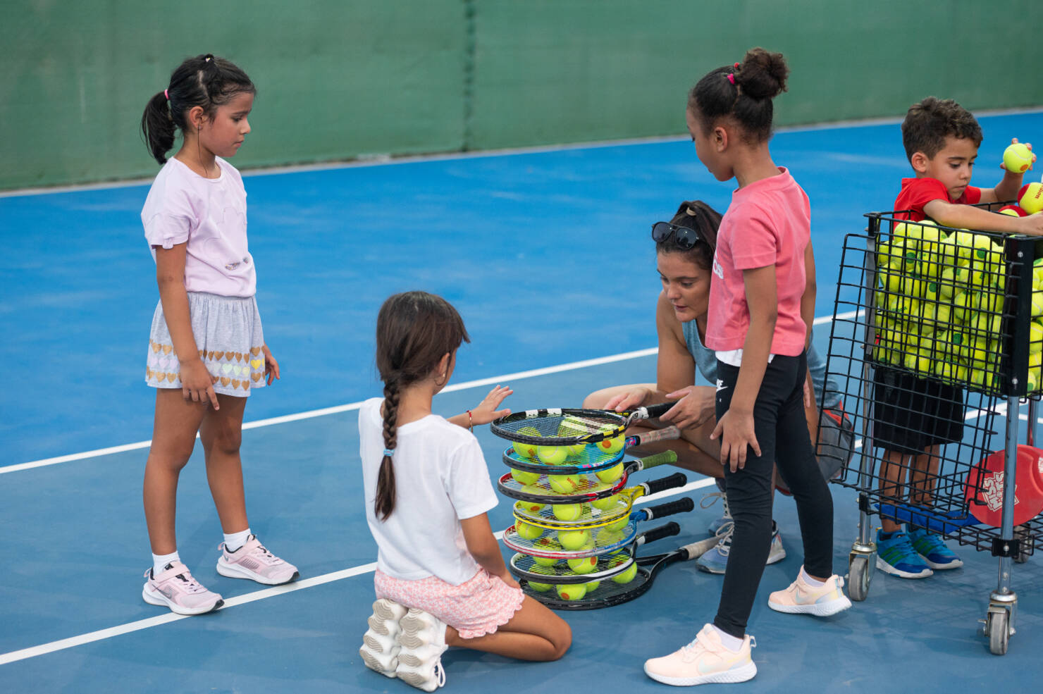 What is the best age to start tennis